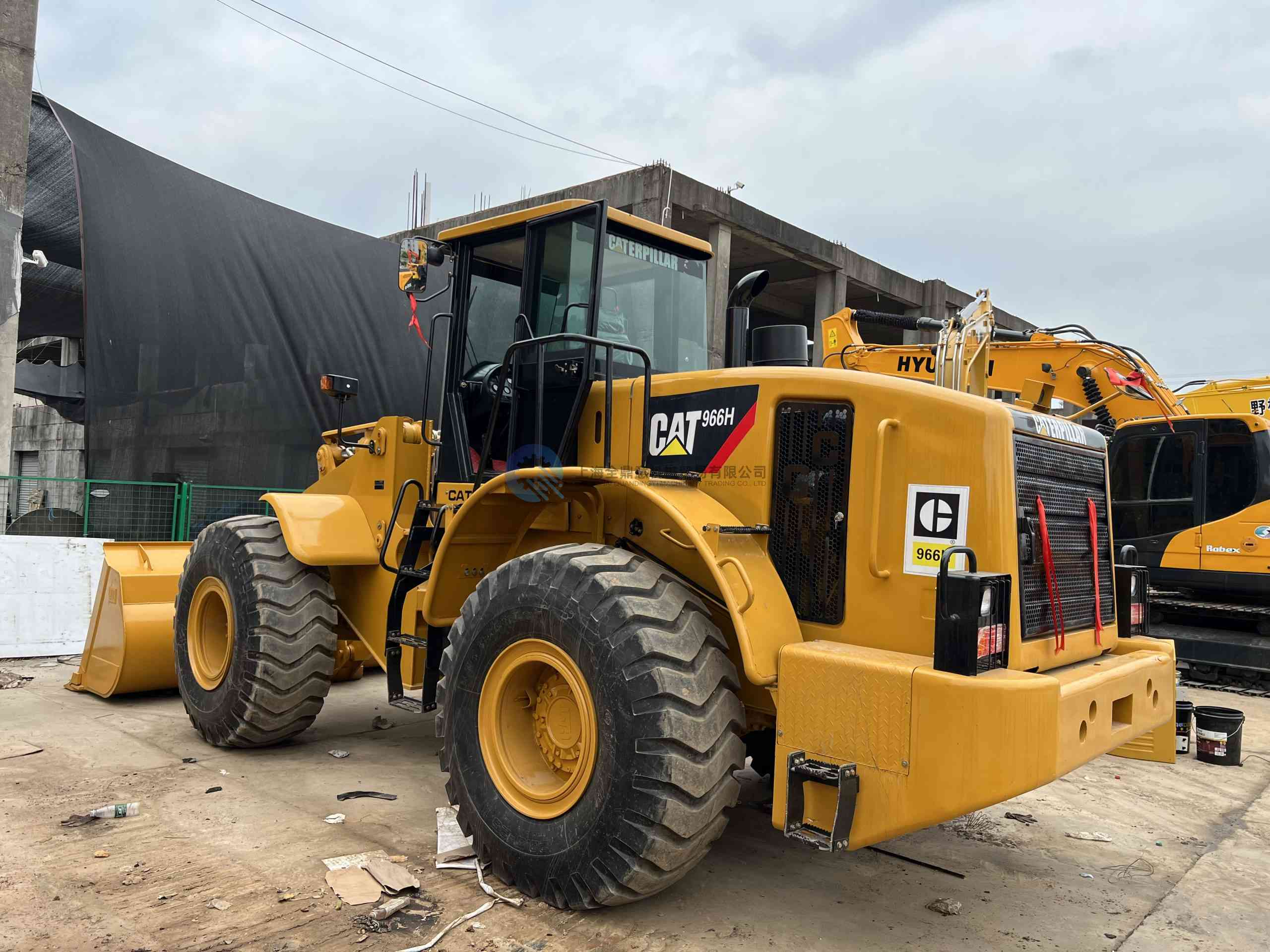 CAT 966H loader