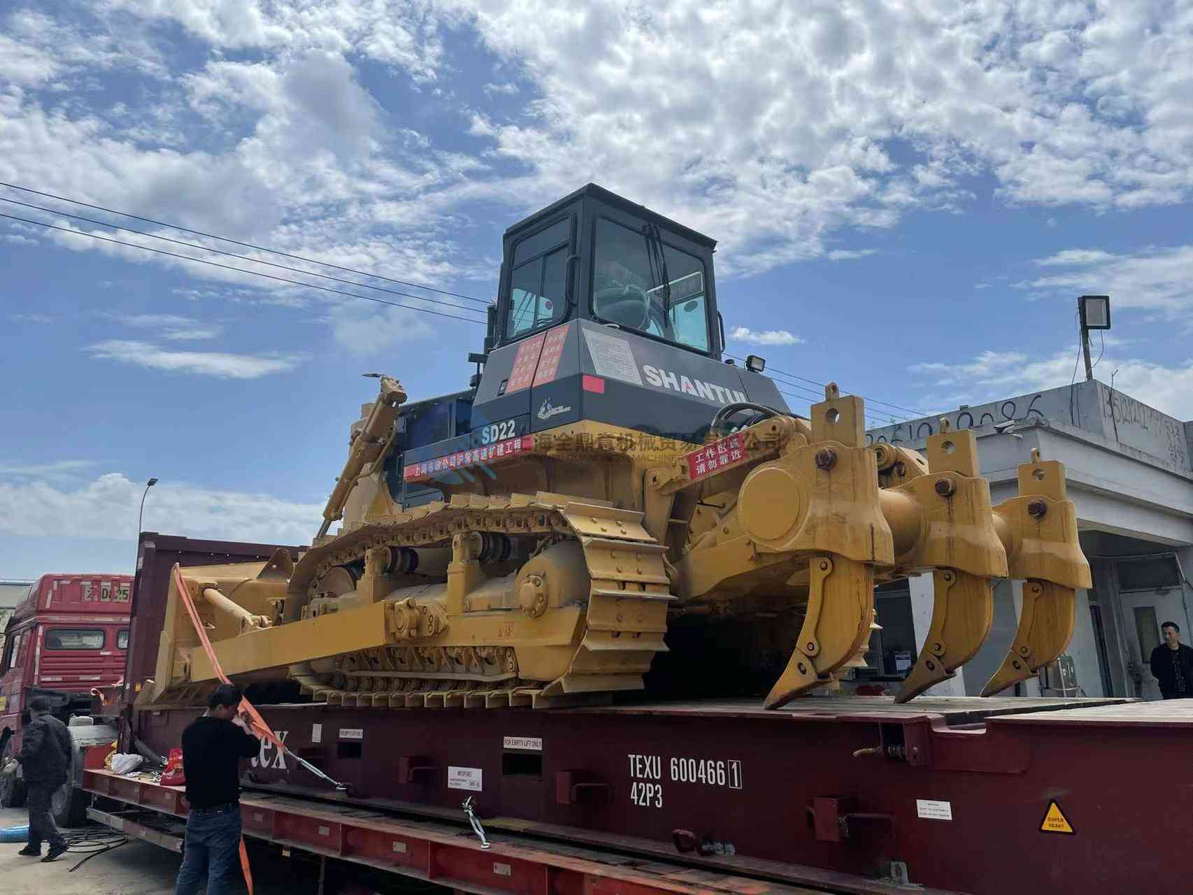 Shantui SD22 bulldozer