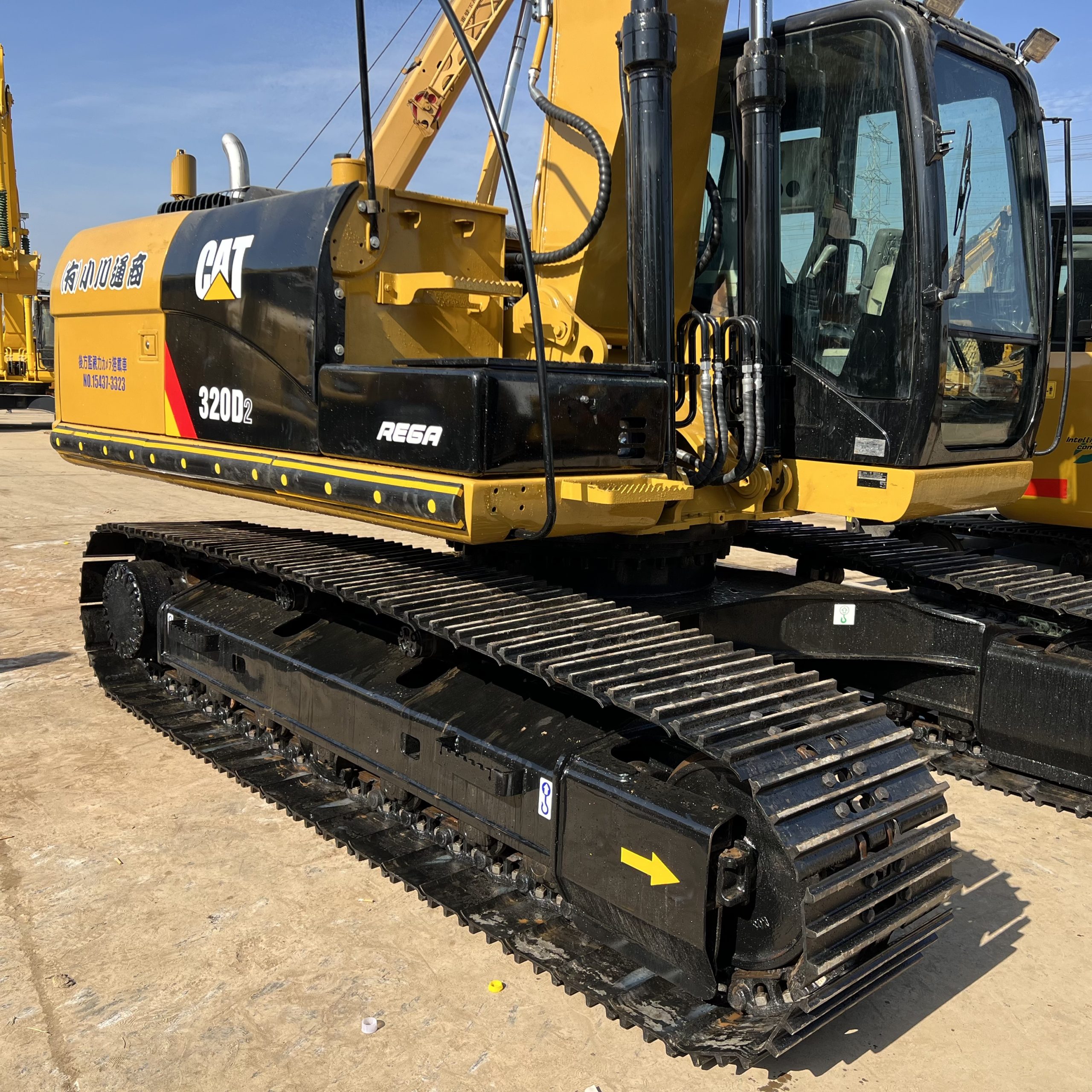 CAT 320D excavator