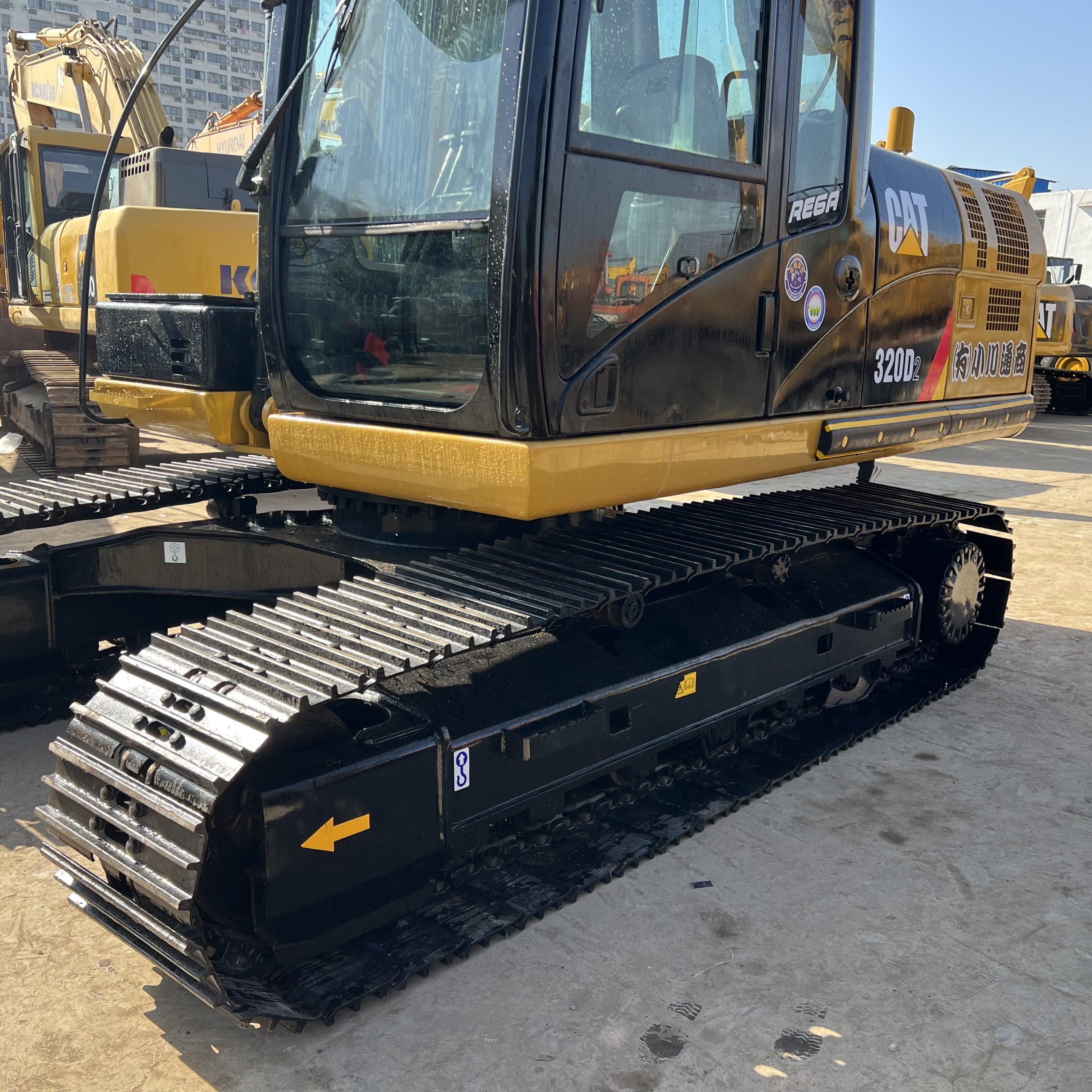 CAT 320D excavator