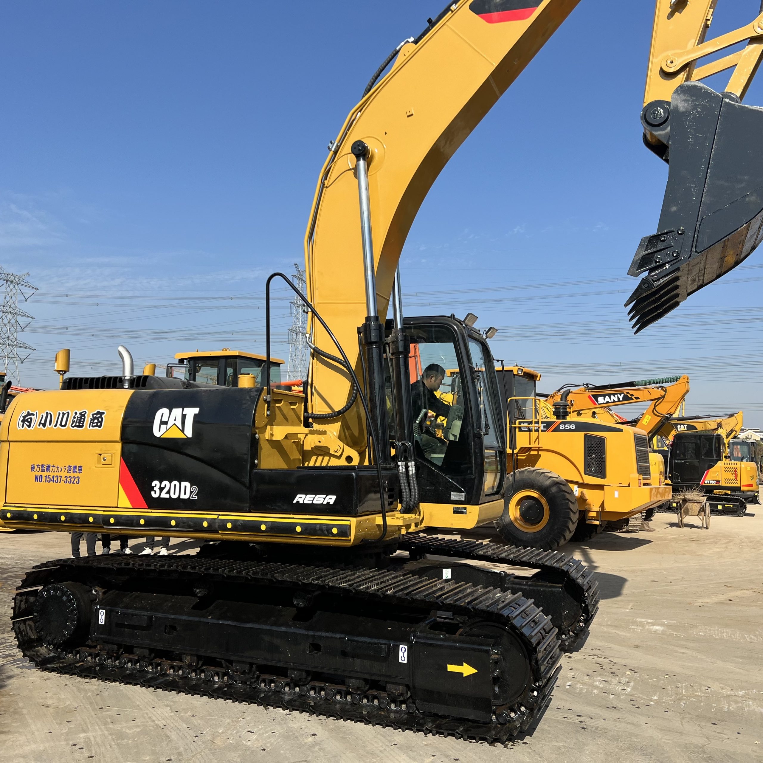 CAT 320D excavator