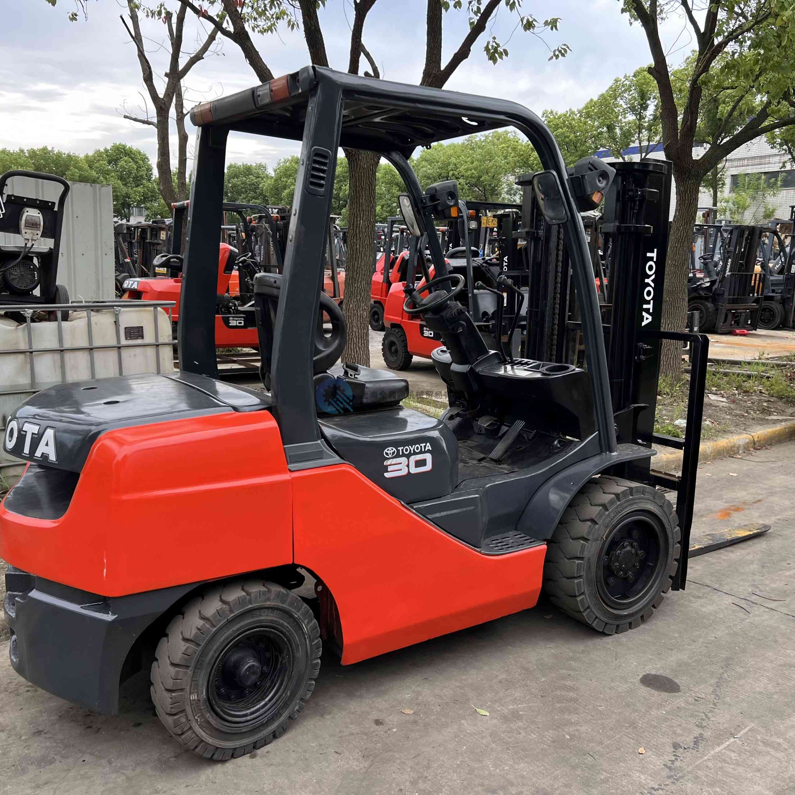 USED Toyota FDN30 forklift FOR SELL