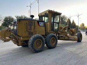 ممهدة الطرق المستعملة CAT 140 - الصورة6