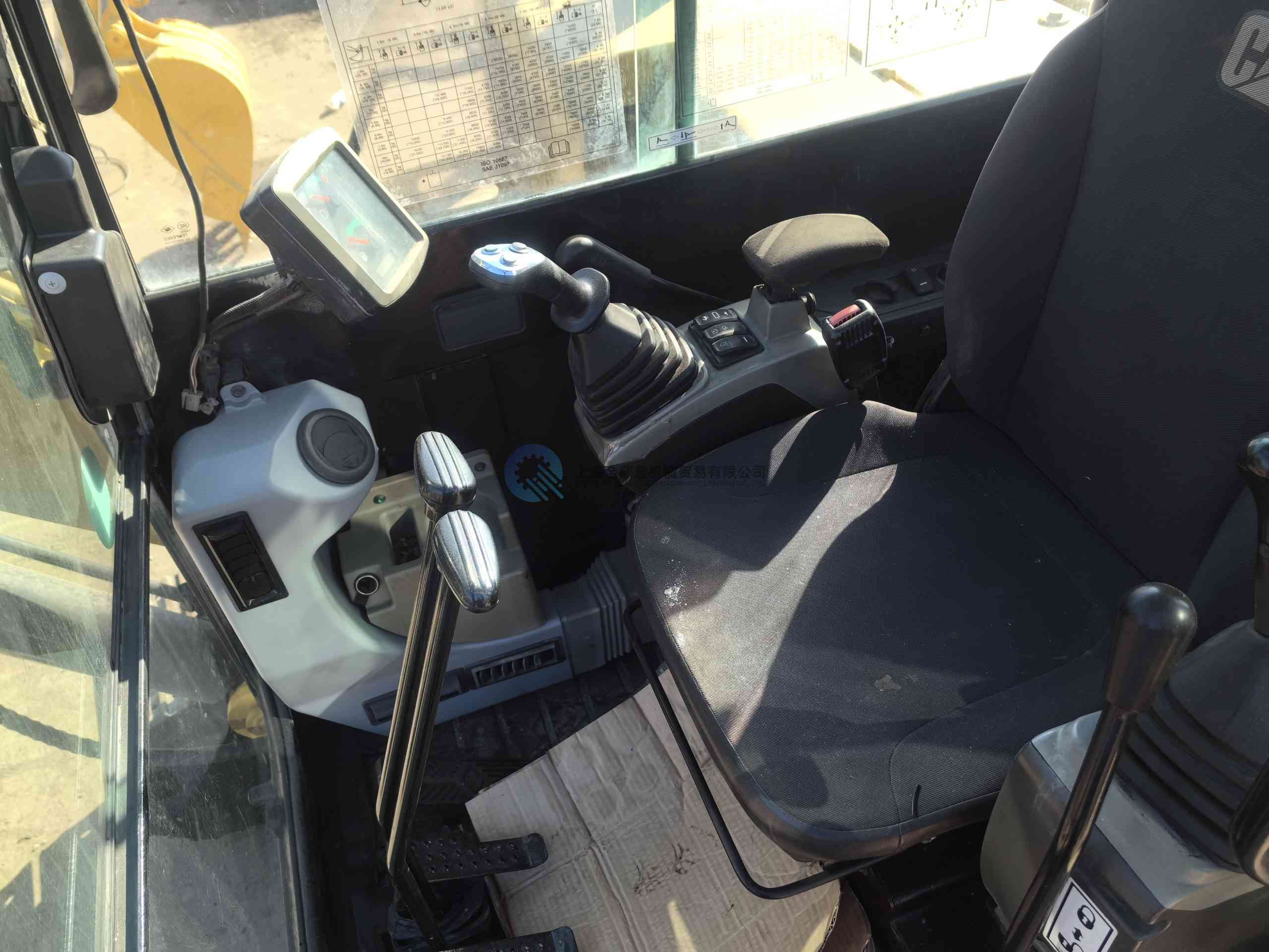 Pelle CAT 305.5E2 d'occasion avec vignette