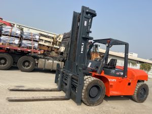 Heli 12-ton 2-section mast lift 4-meter forklift with adjustable fork - Photo6