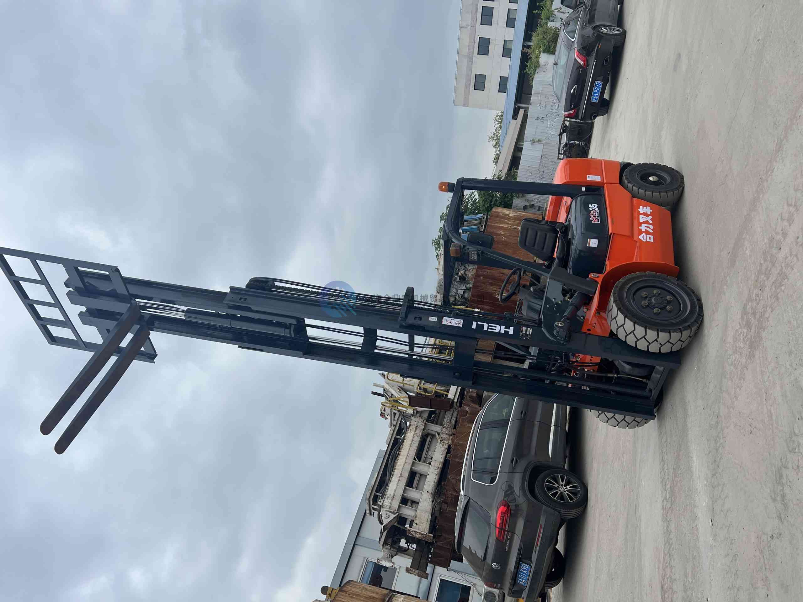 Heli 3,5 tonnes mât élévateur à 3 sections chariot élévateur de 4,5 mètres