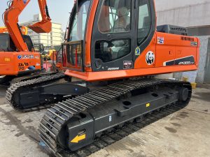 USED  Doosan DX300LC-9C EXCAVATOR FOR SELL - Photo8