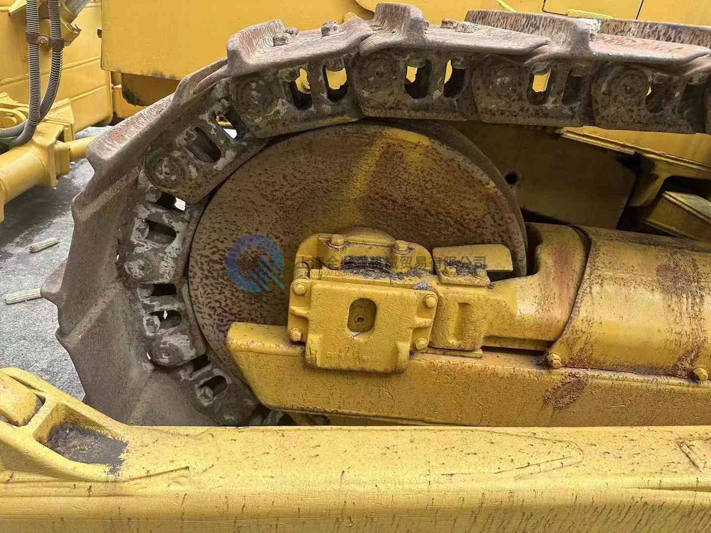 بلدوزر CAT D6G2 مستعمل