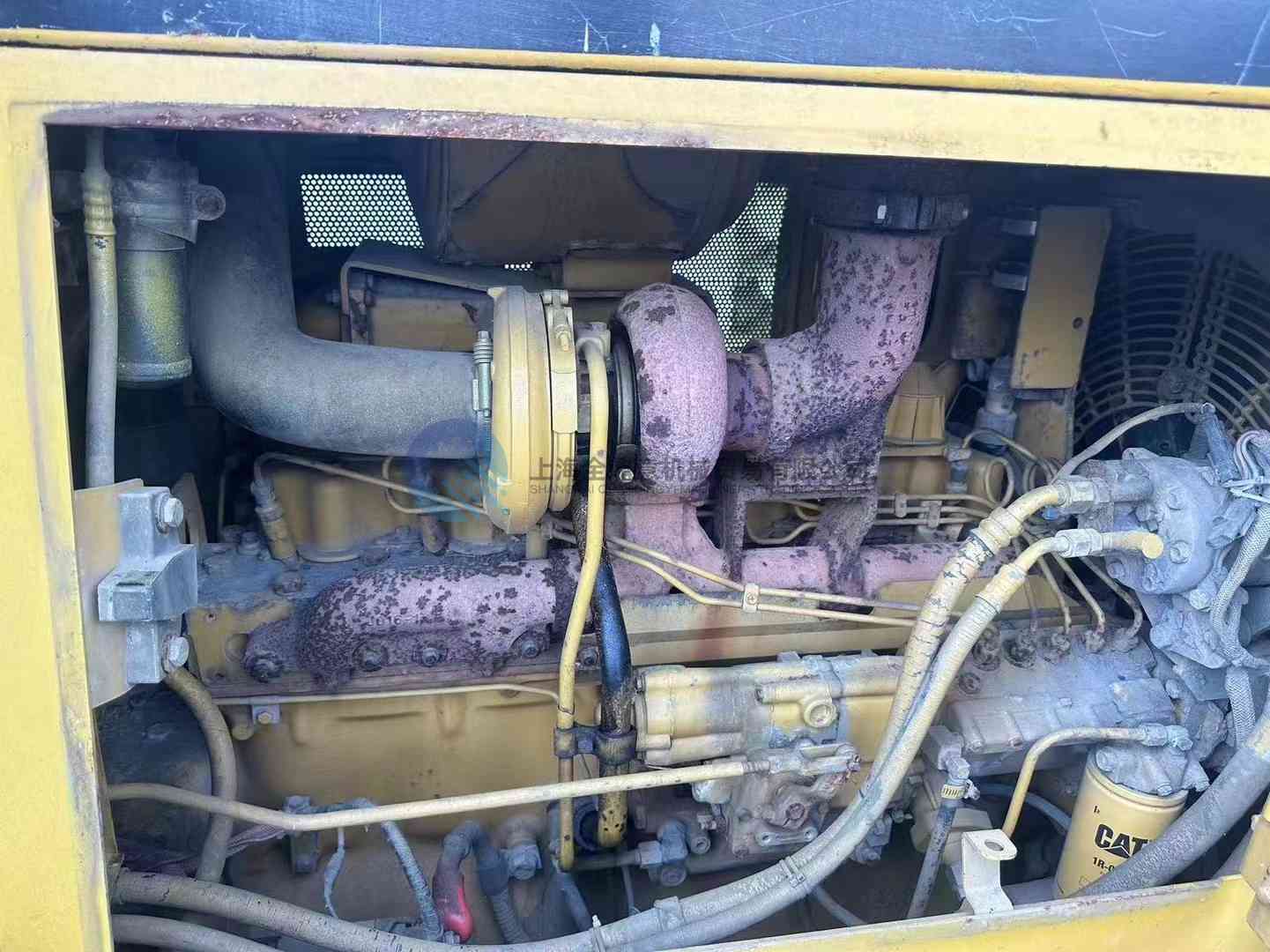 بلدوزر CAT D6G2 مستعمل