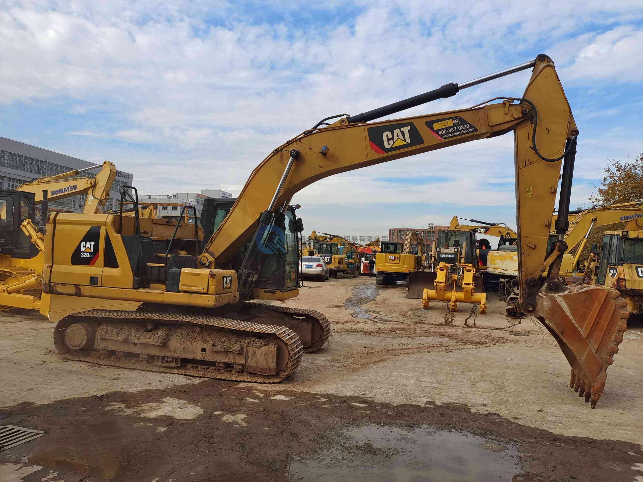 Used CAT 320Gc excavator