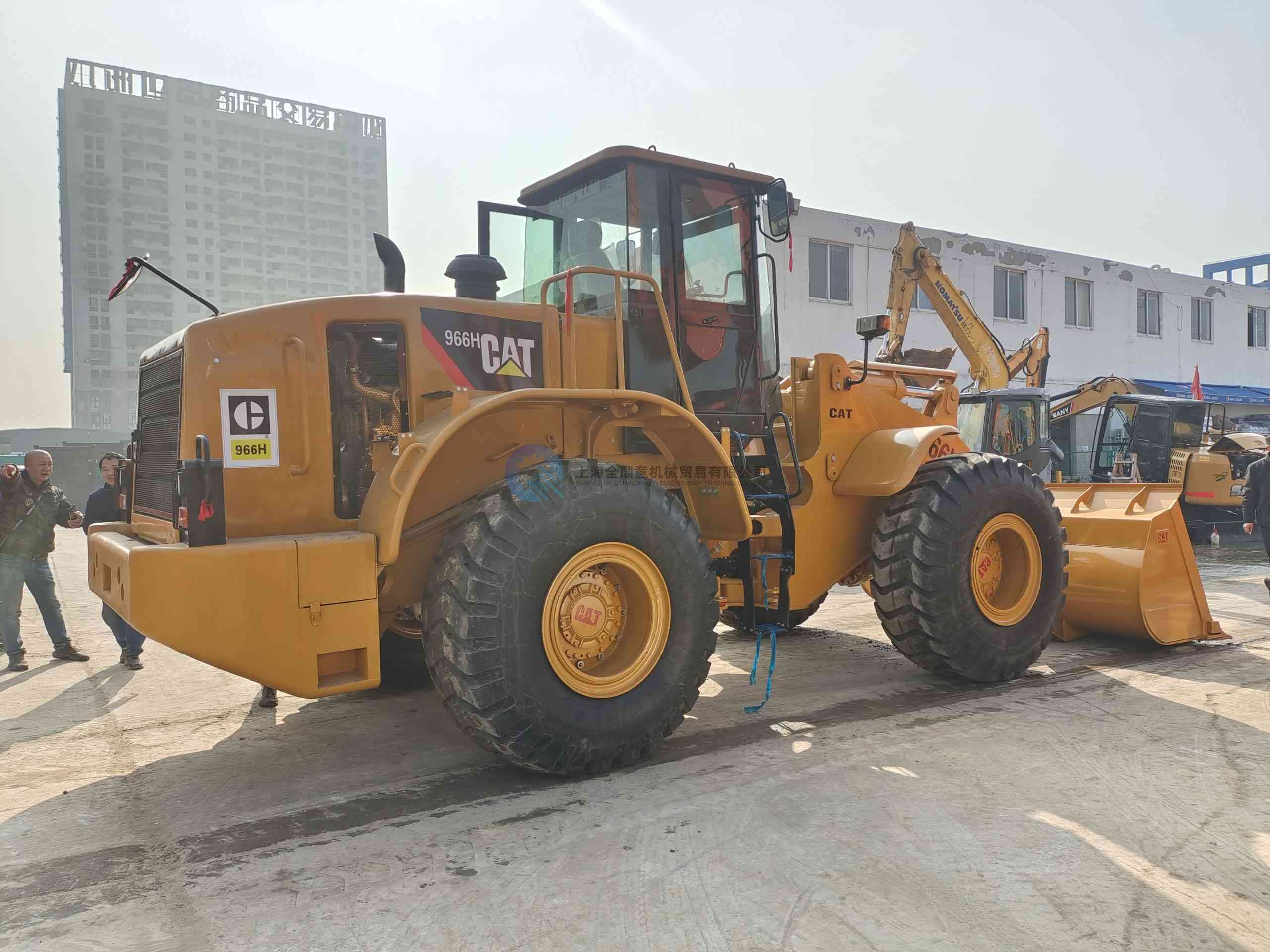 Cargadora CAT 966H usada