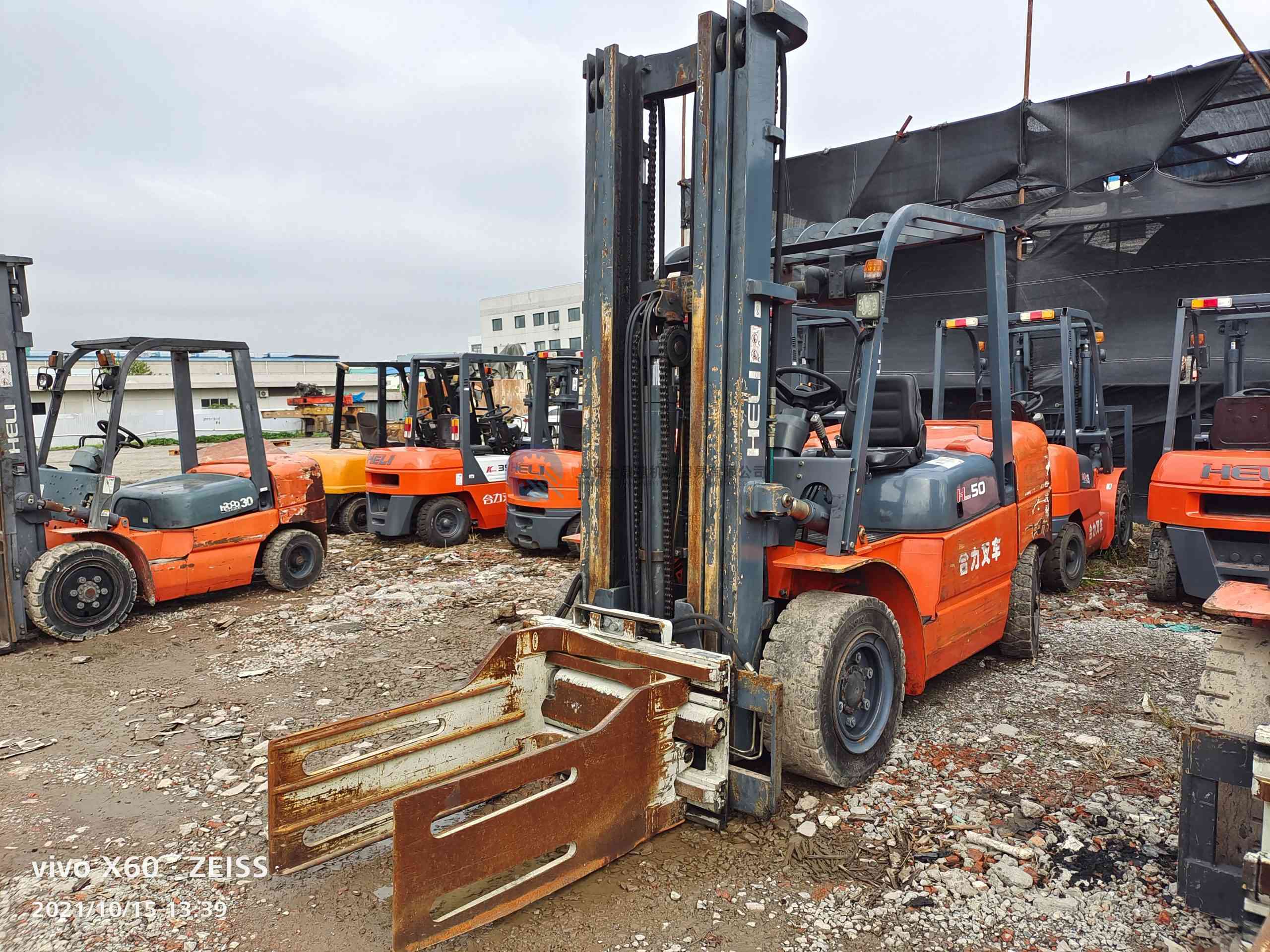 Used HELI 50 5 ton Diesel Forklift truck with 6m lift height