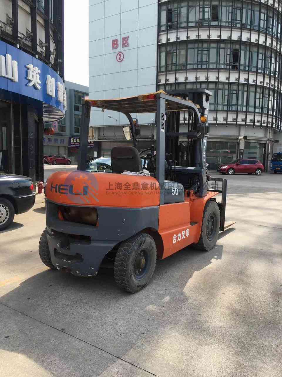 Used HELI 50 5 ton Diesel Forklift truck with 5m lift height