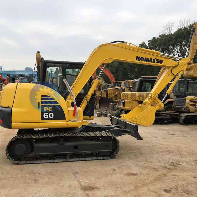 Used KOMATSU PC60-8 Excavator