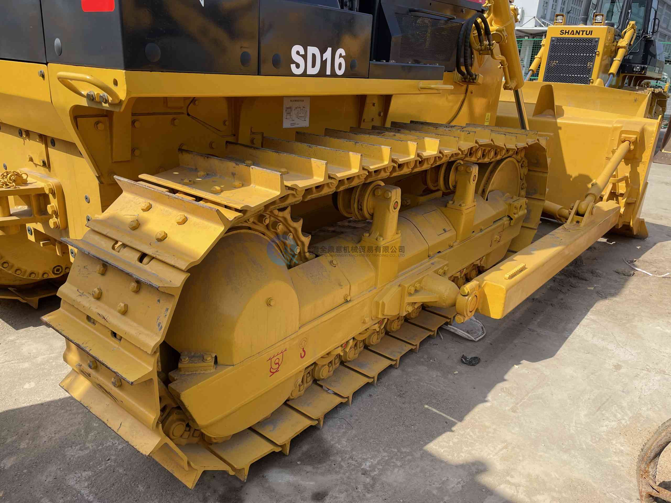 Used SHANTUI SD16 Bulldozer