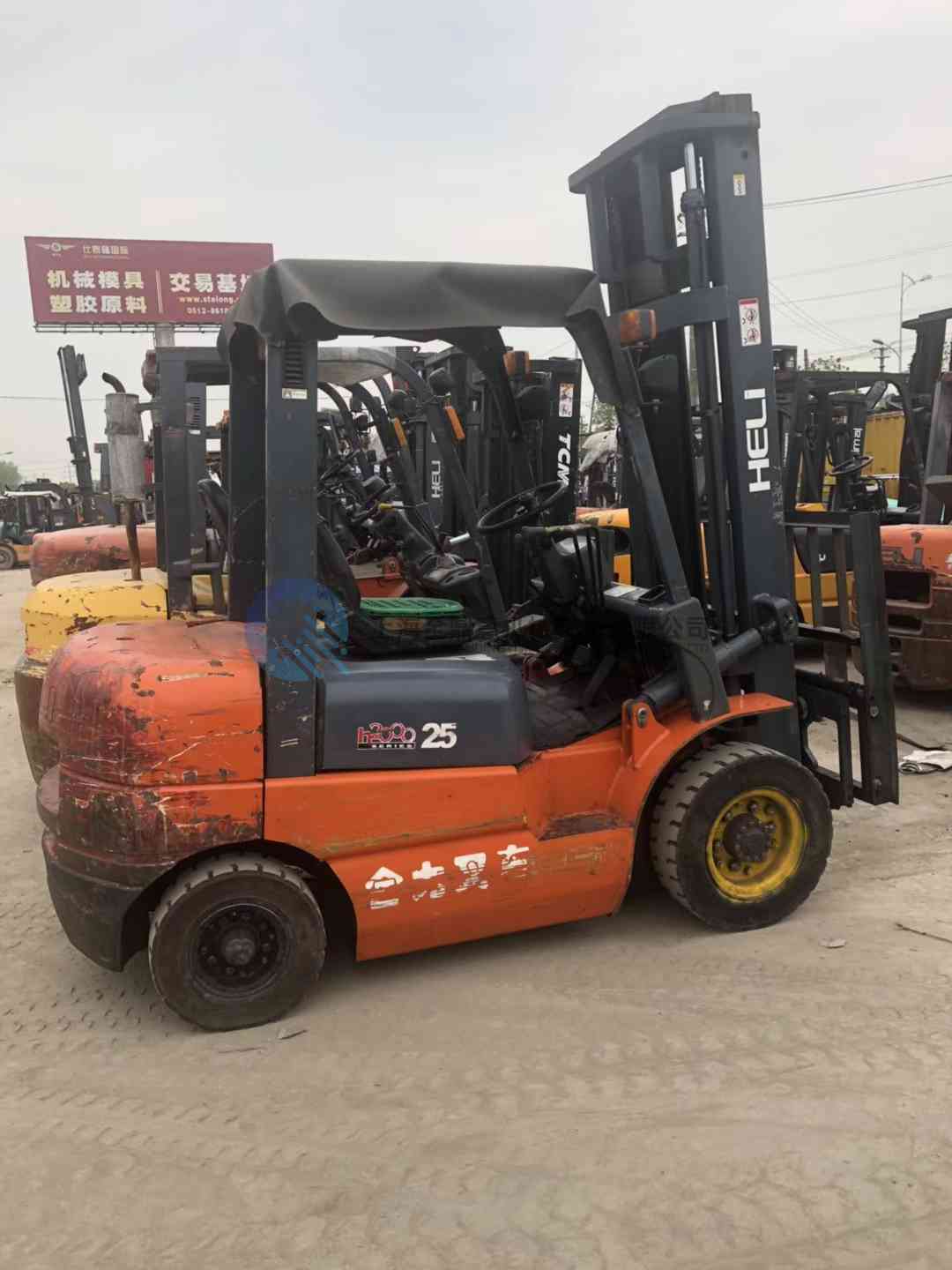 Used HELI H2000 Series 2.5ton Diesel Forklift