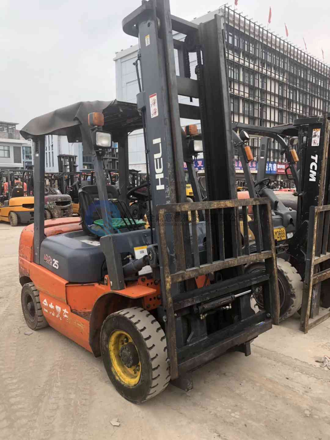 Used HELI H2000 Series 2.5ton Diesel Forklift