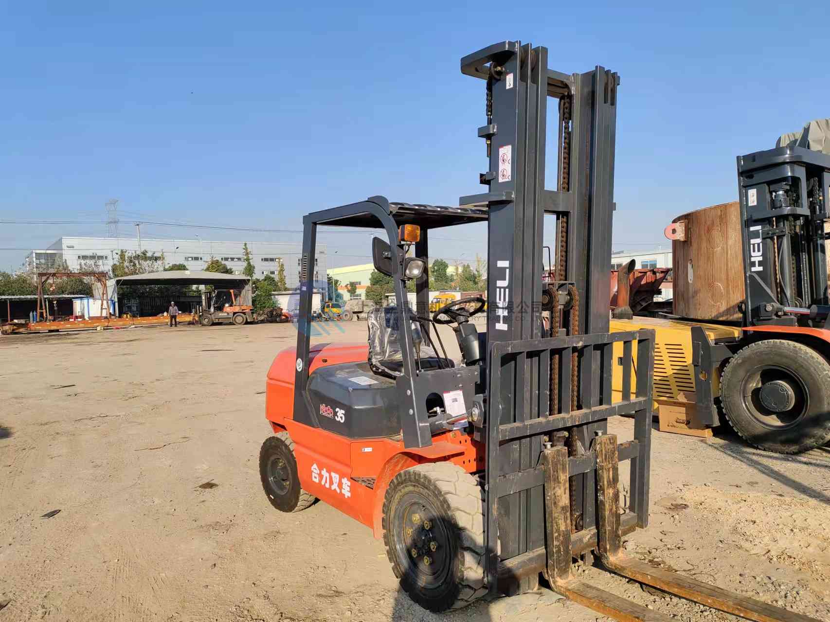 Used HELI H2000 Series 3.5ton rise 6m Diesel Forklift