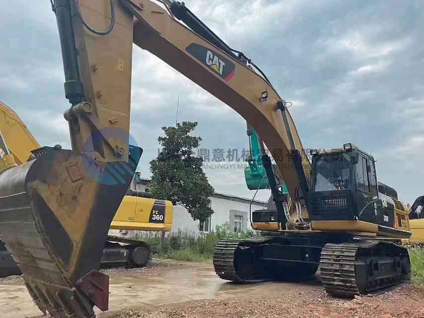 Used CAT 336D Excavator