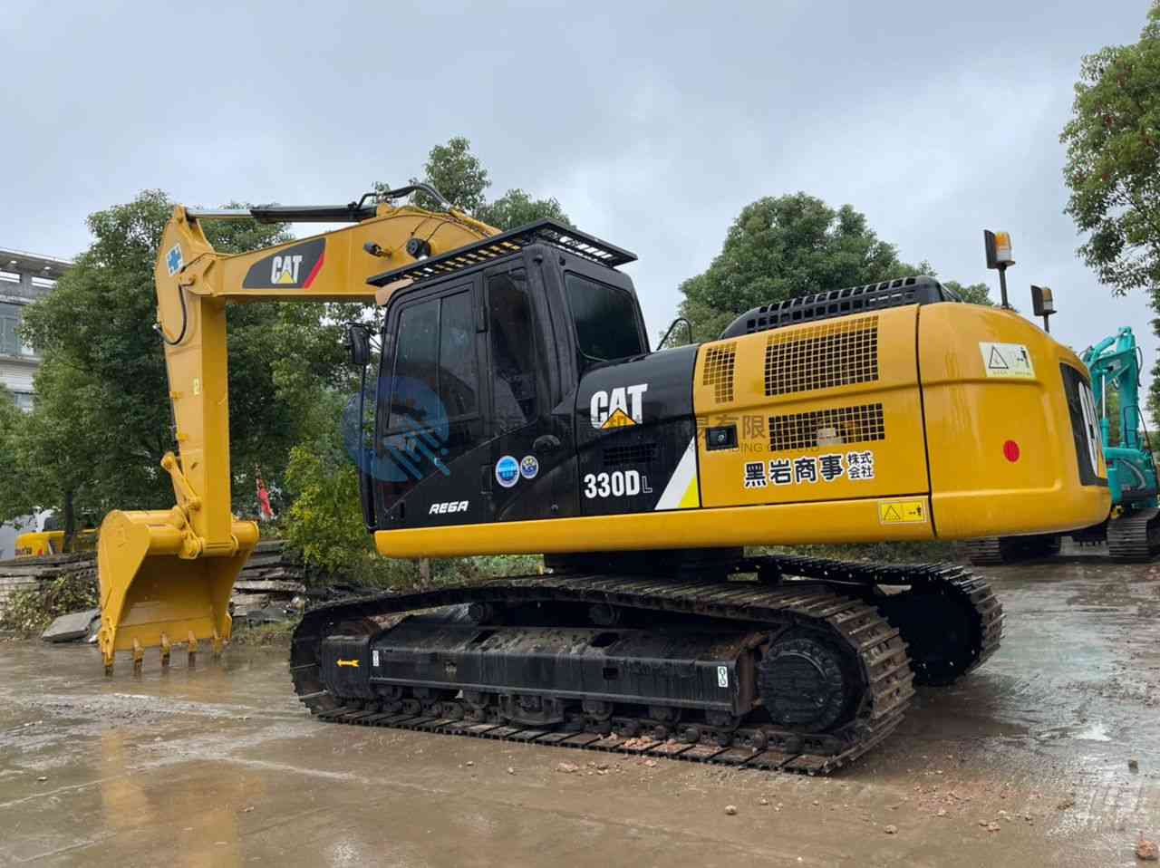 Excavadora CAT 330DL usada