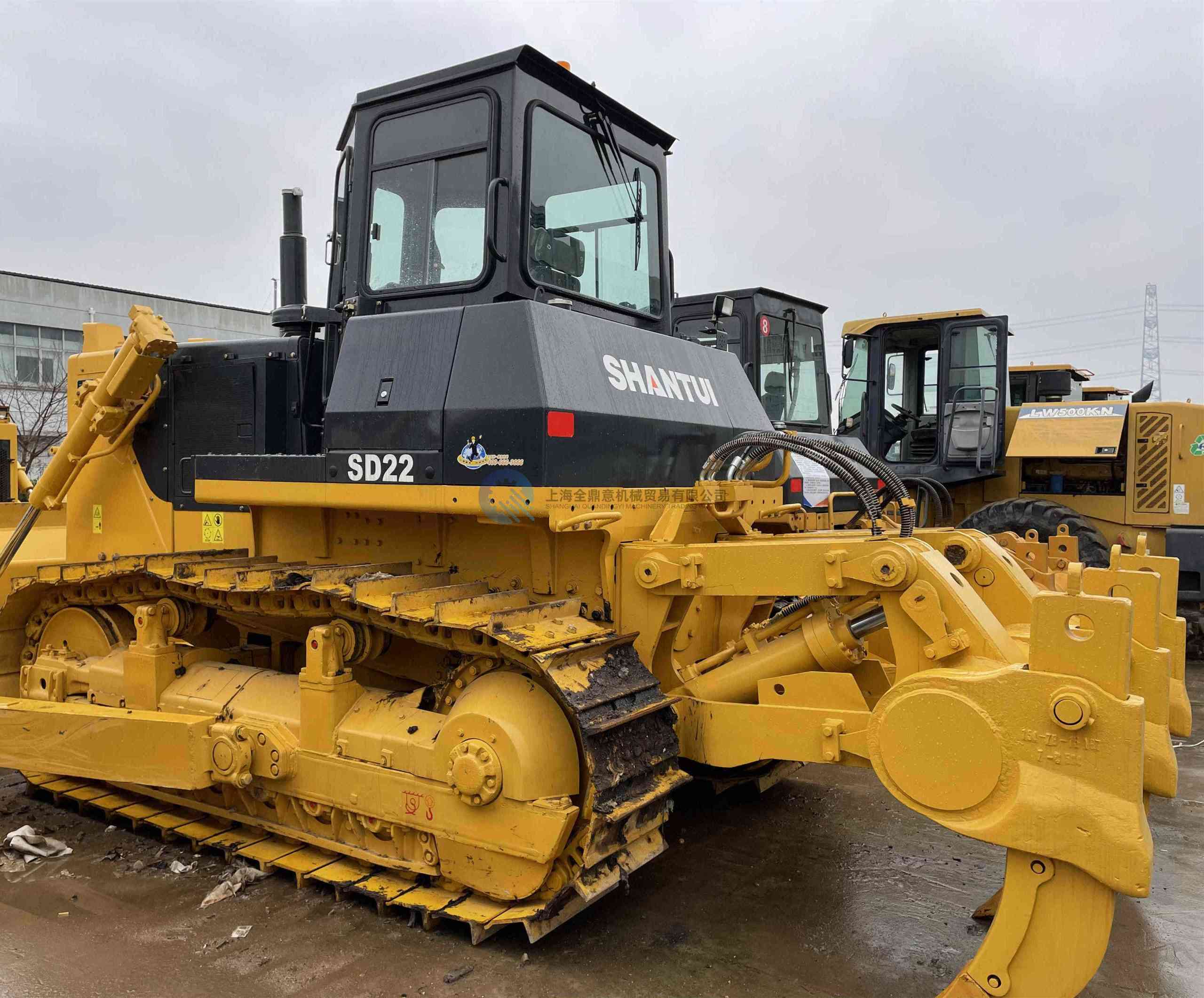 Used SHANTUI SD22 Bulldozer