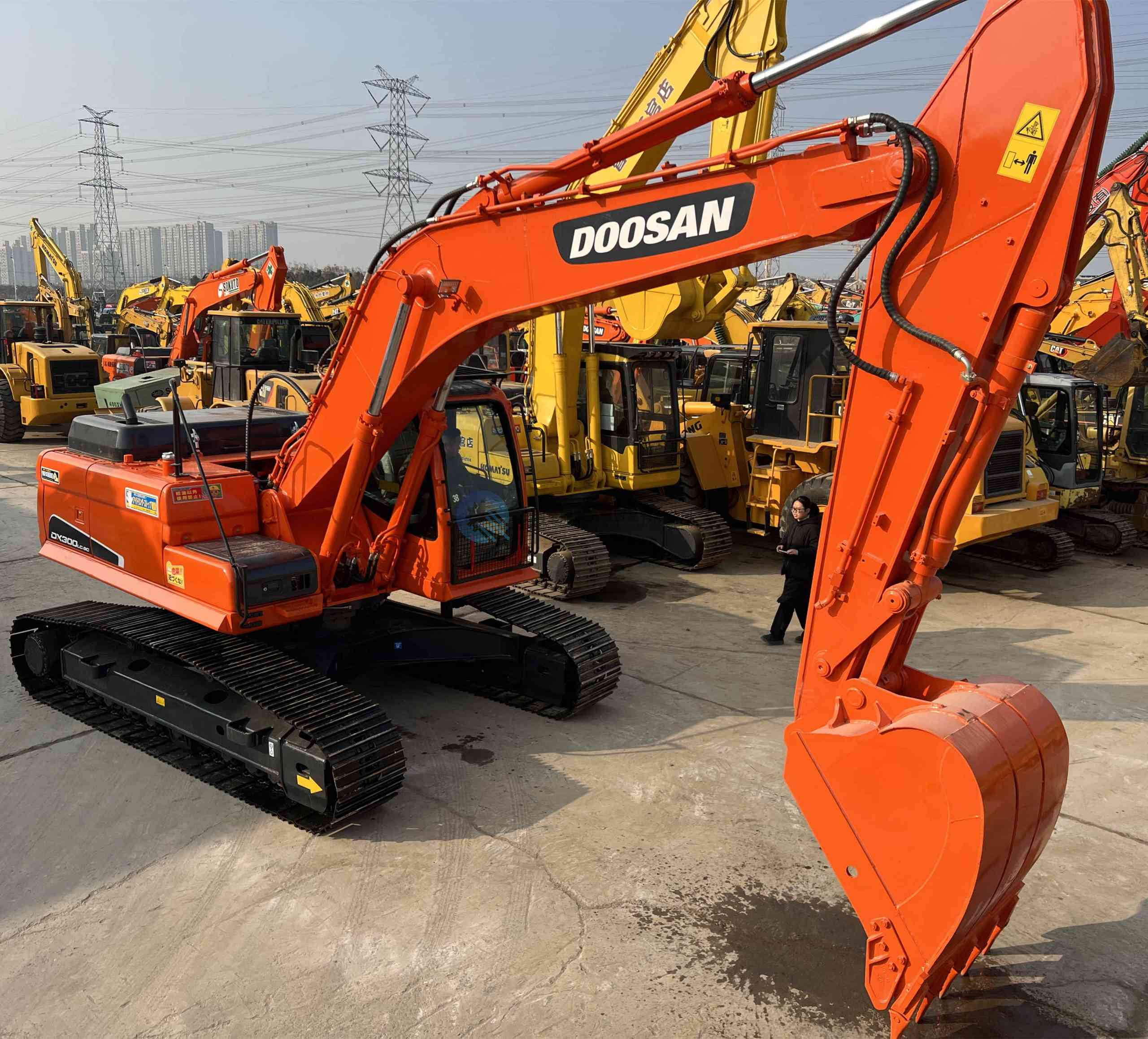 Used DOSAN DX300LC-9C Excavator