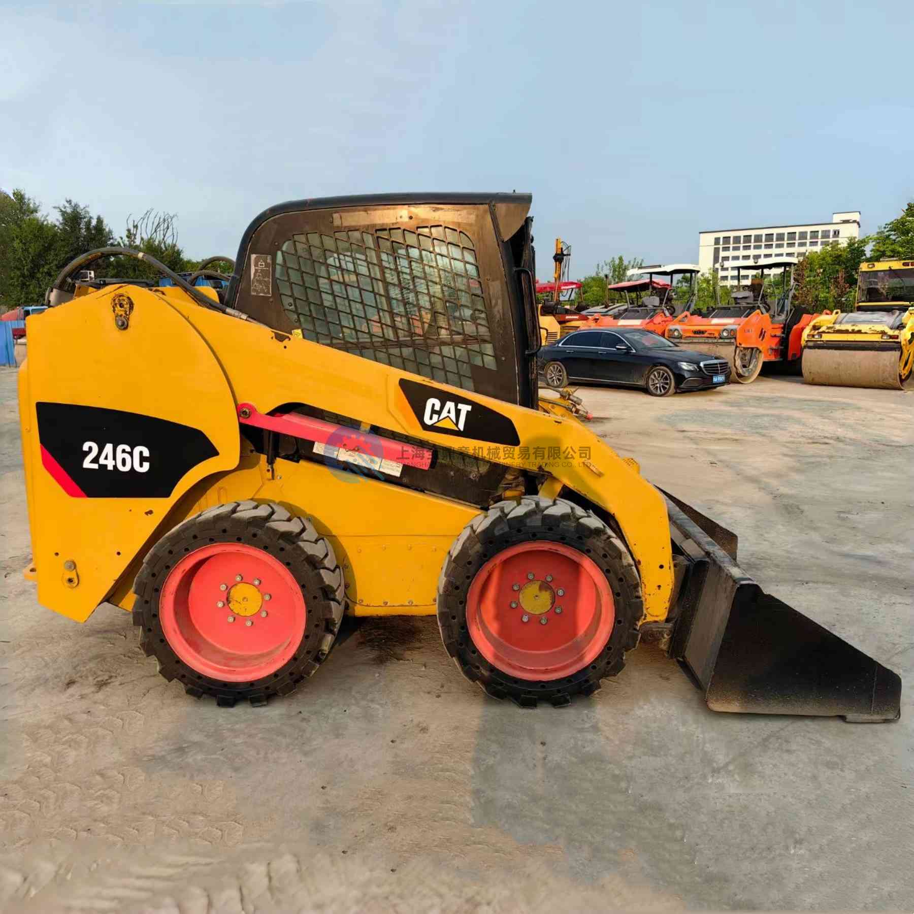 Cargadora compacta CAT 246C usada